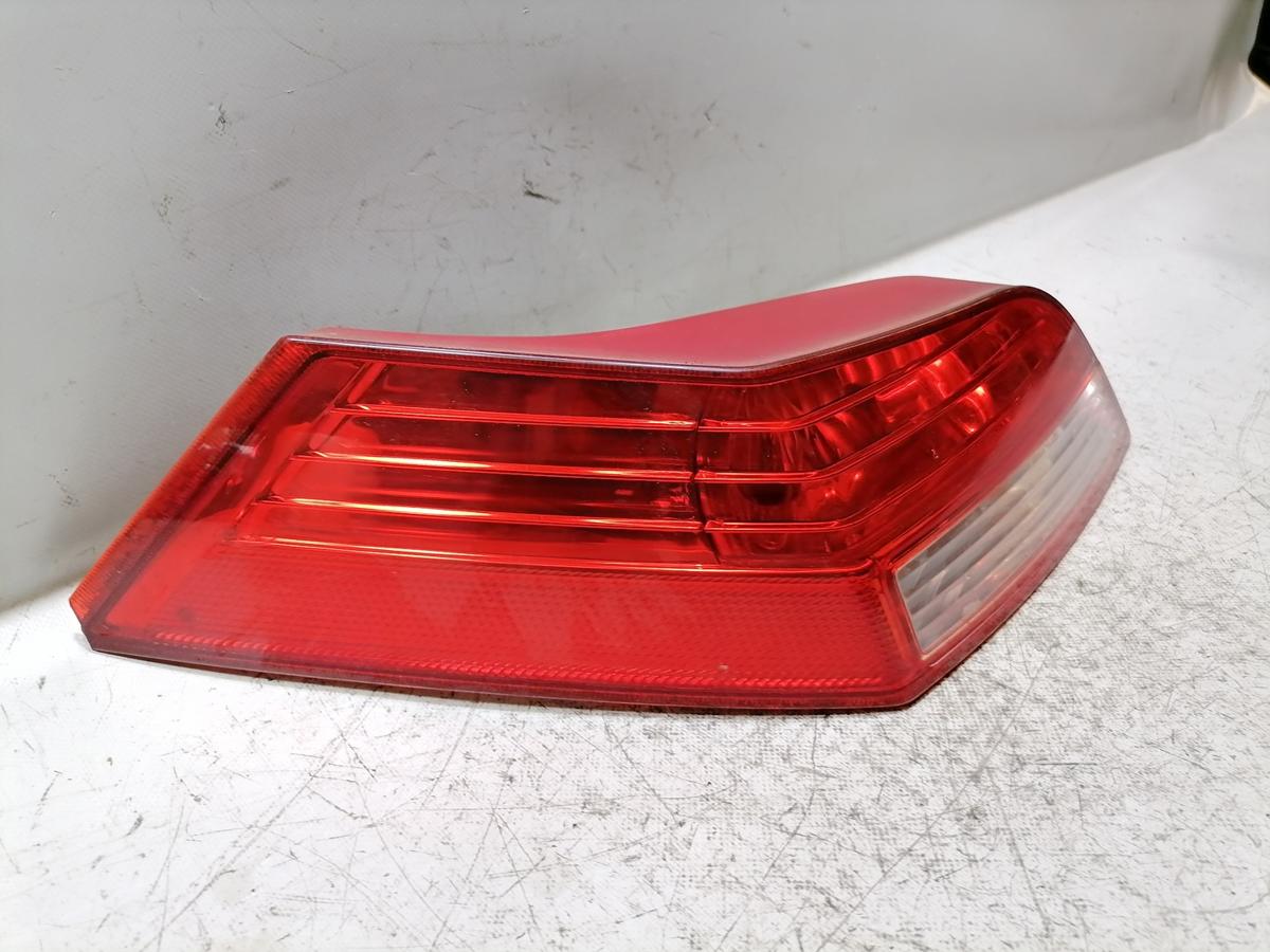Ford Focus 2 Cabriolet original R&uuml;cklicht R&uuml;ckleuchte Schlussleuchte links au&szlig;en Bj.2008